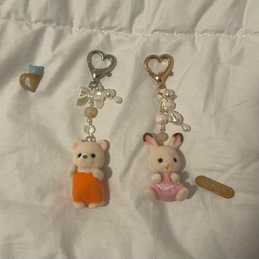 calico critter bakery keychains!